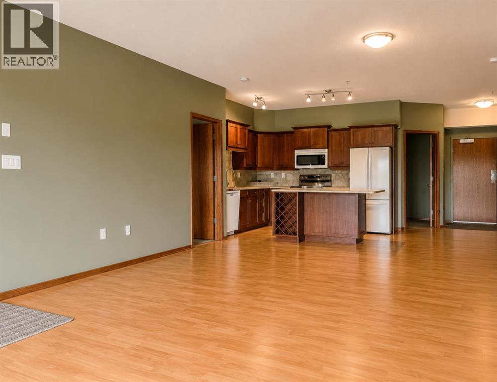 #304 5590 45 Street - 12