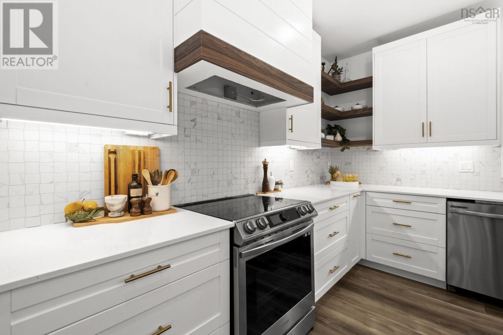 Unit 210 Hybrid Lane - 11