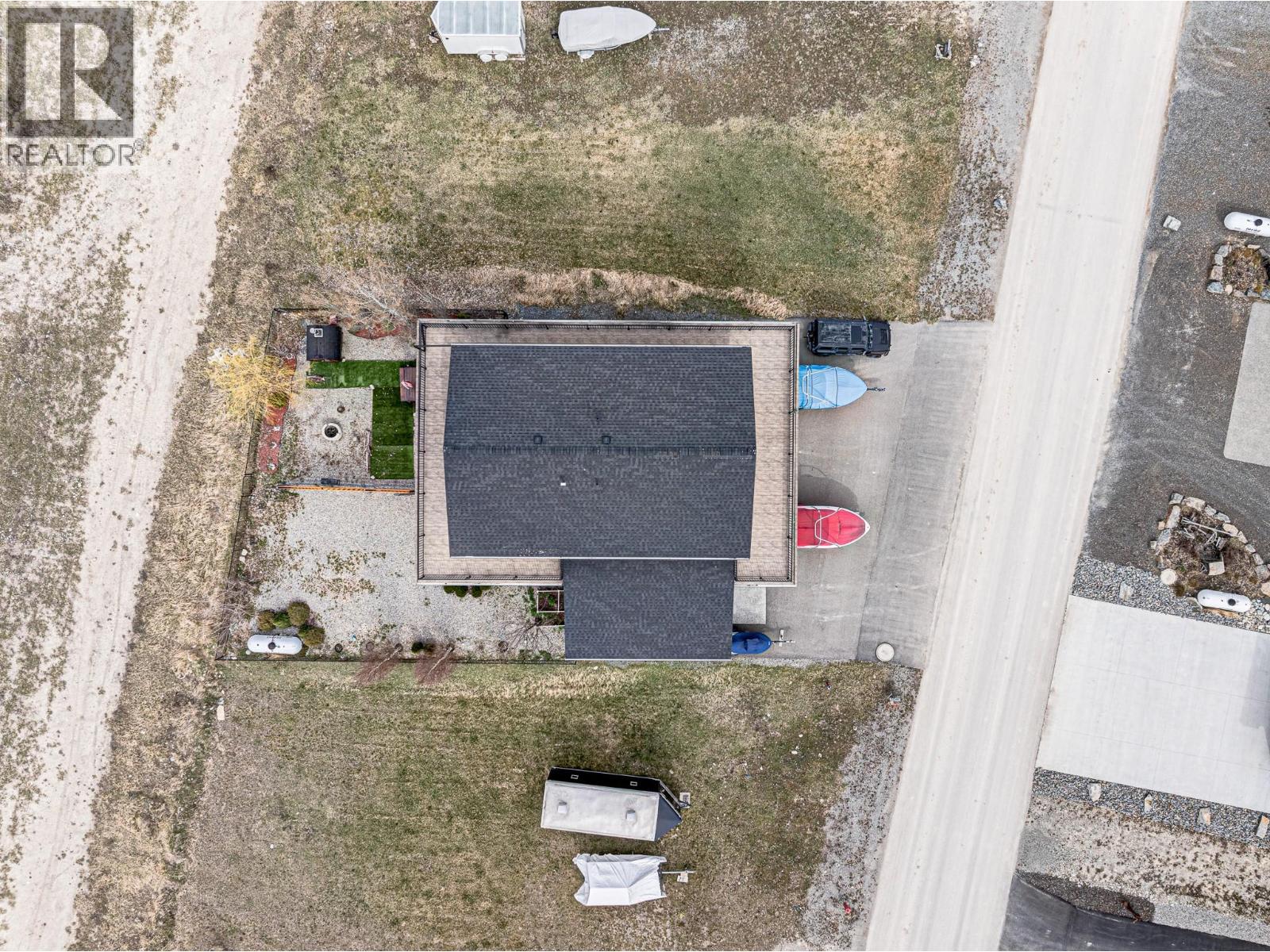1687 Koocanusa Lake Drive - 13