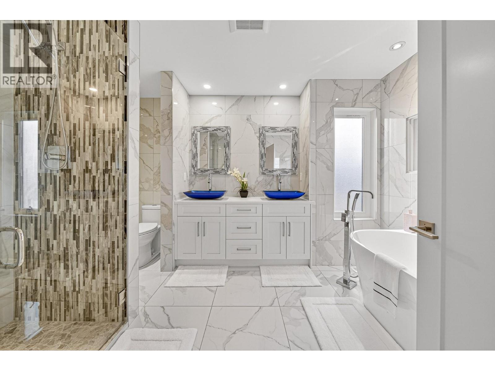 1687 Koocanusa Lake Drive - 27