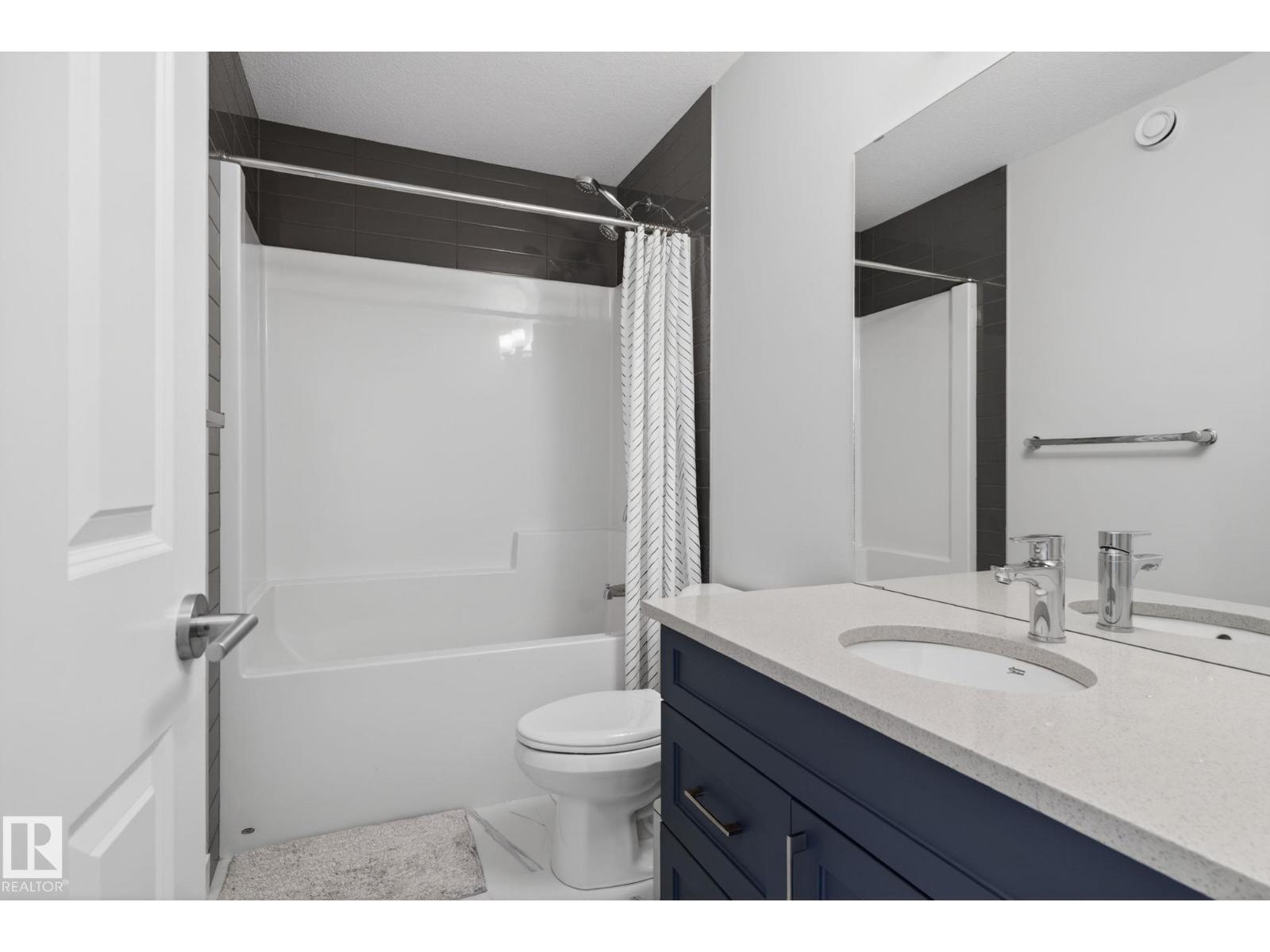 77 PENN PL - 38