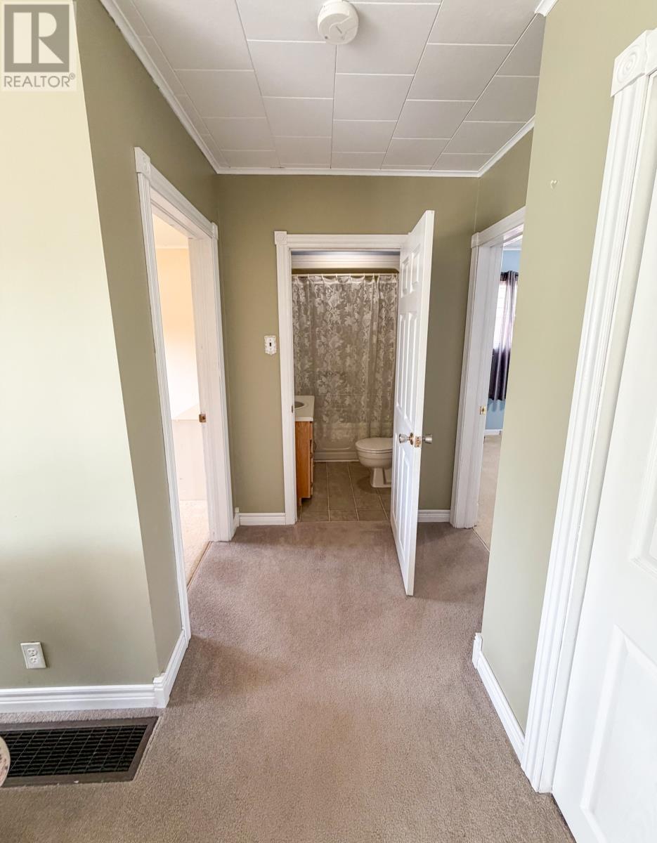 8 Park Drive - Image 12