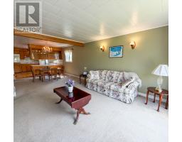 8 Park Drive thumbnail 11