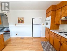 8 Park Drive thumbnail 9