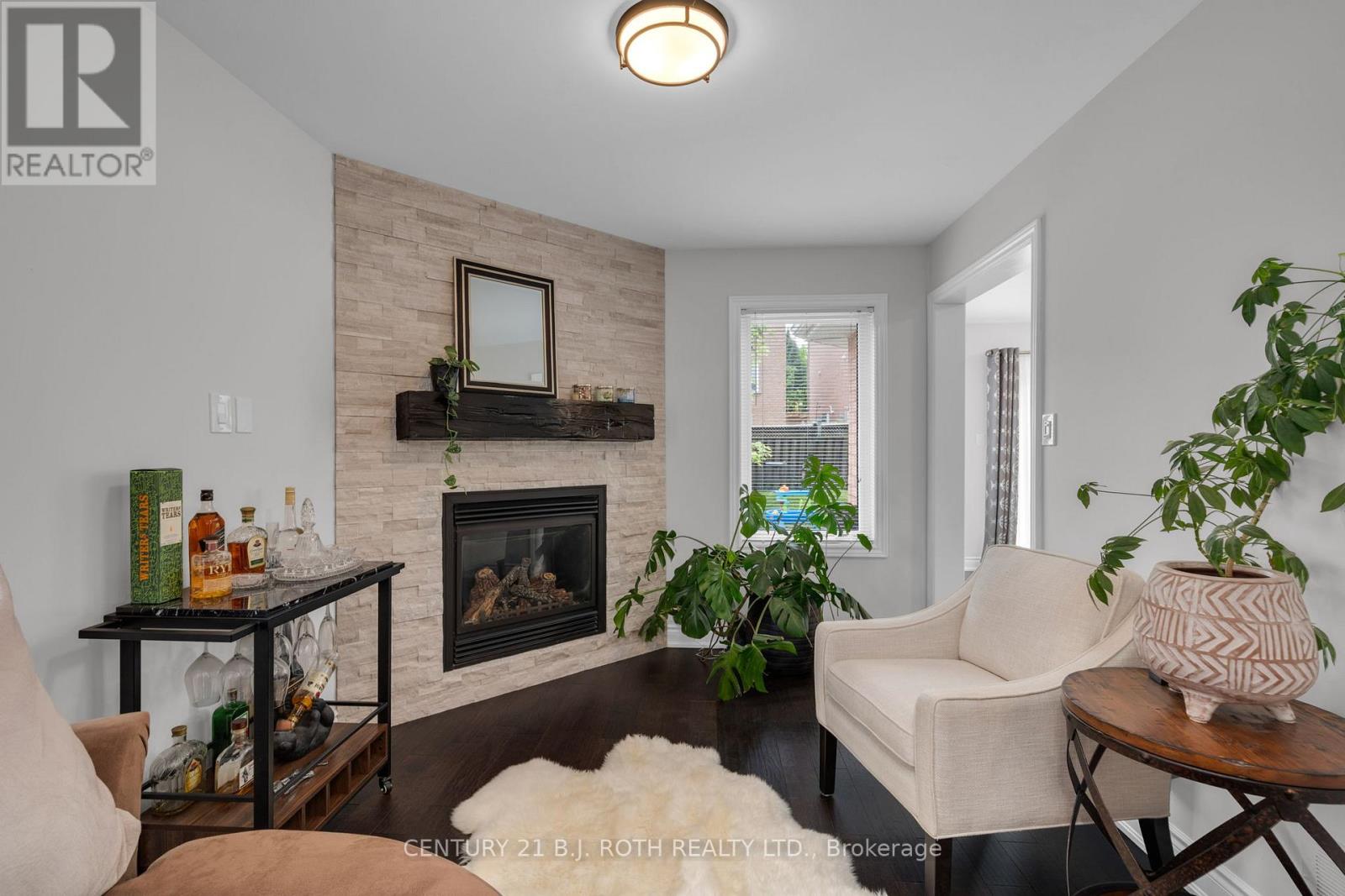 16 LONGMAN DRIVE - 10