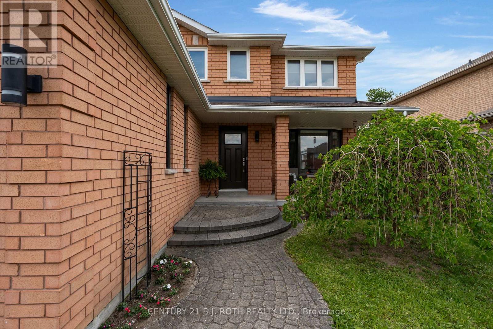 16 LONGMAN DRIVE - 2