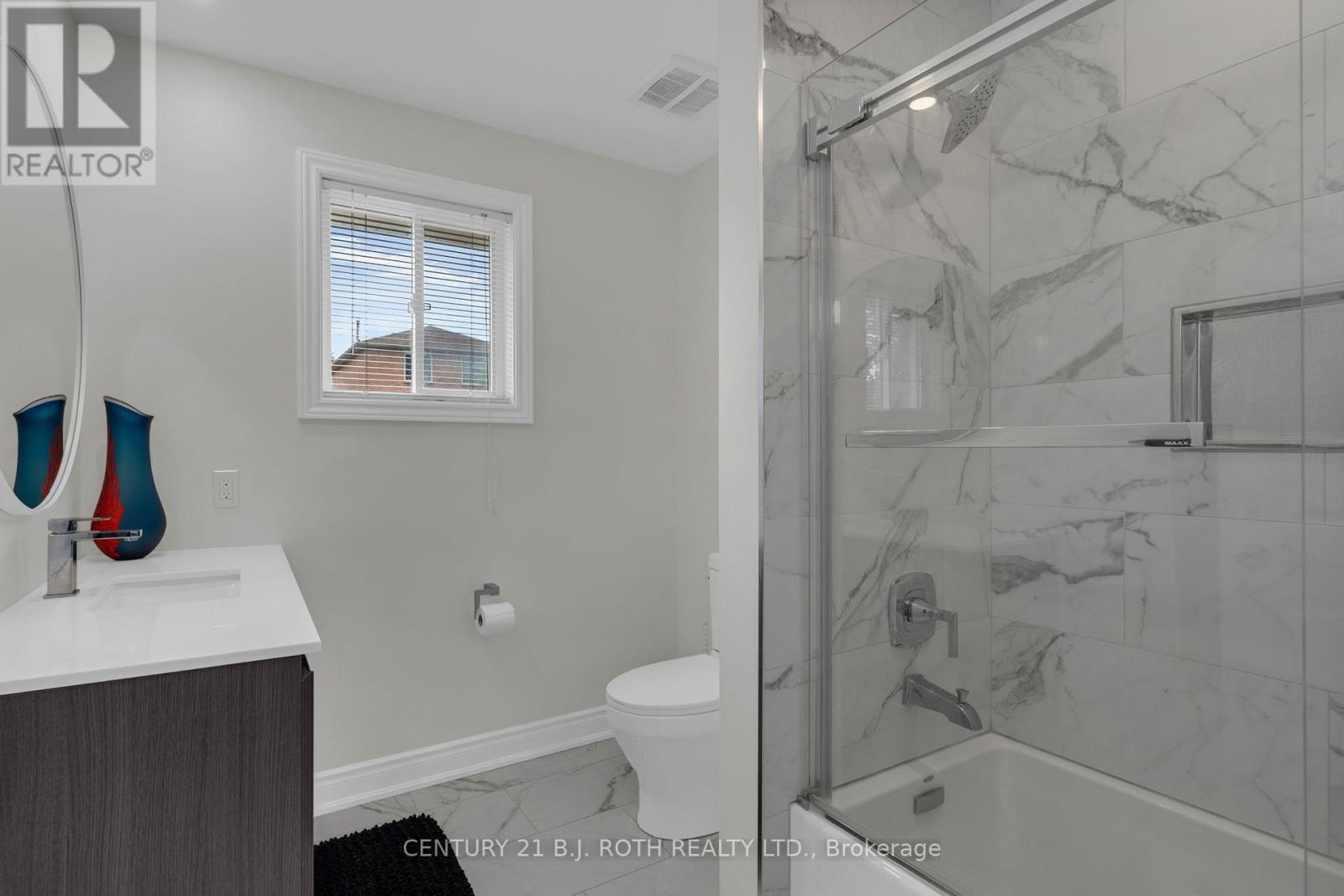 16 LONGMAN DRIVE - 23
