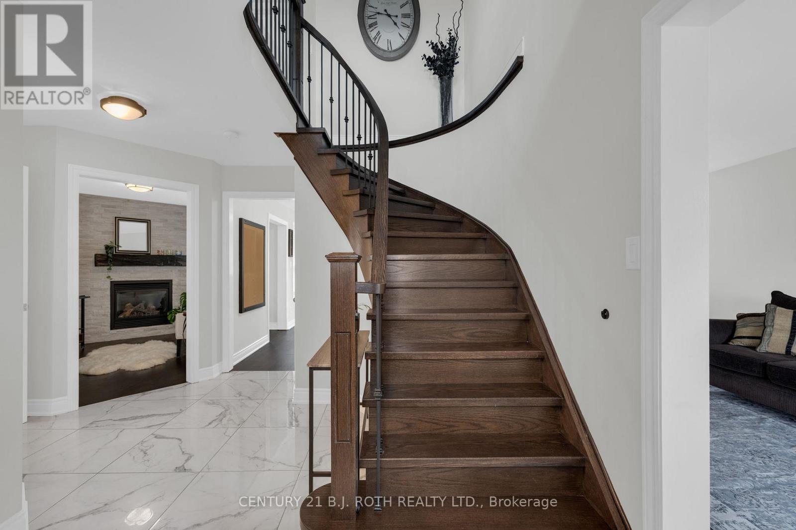 16 LONGMAN DRIVE - 3