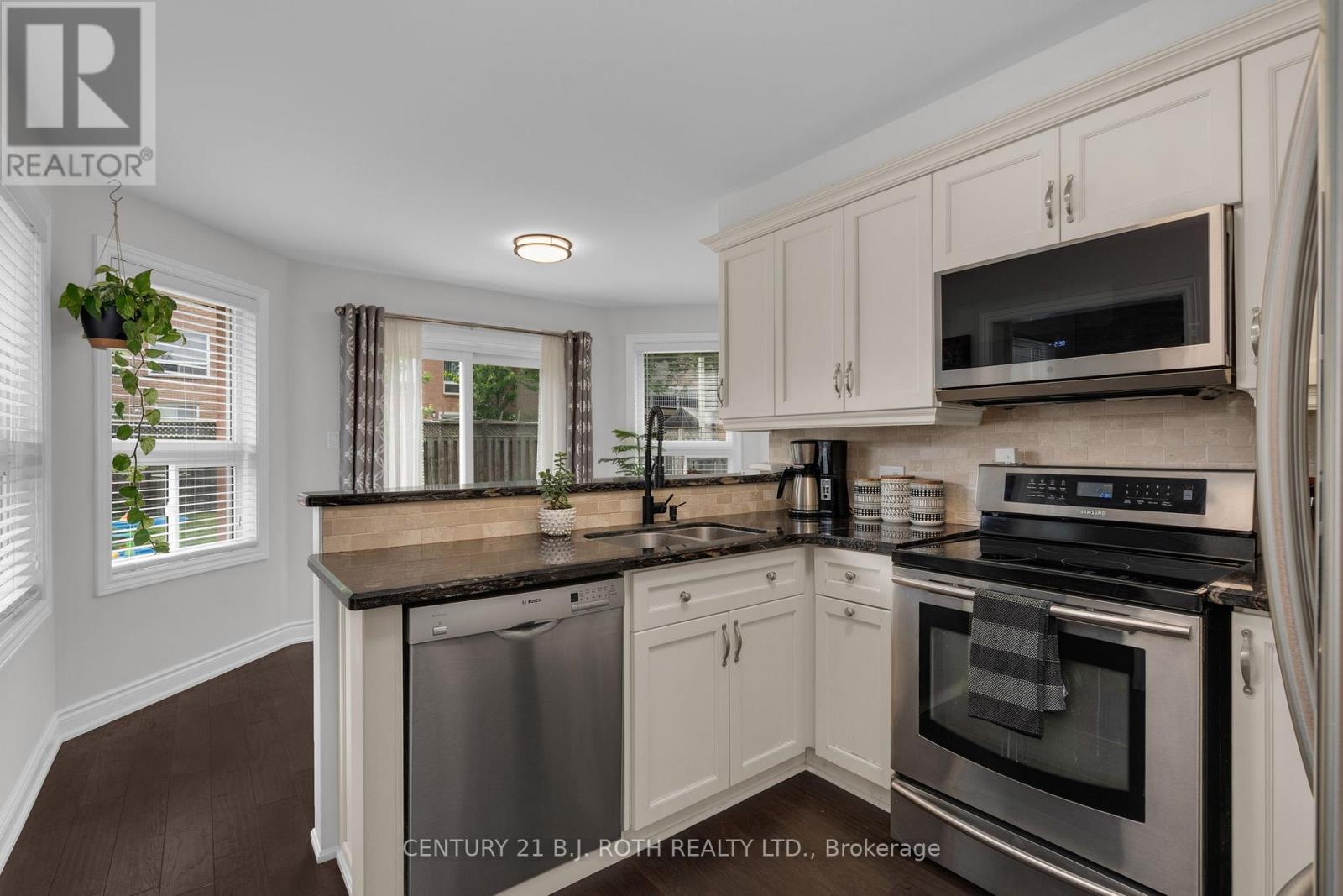 16 LONGMAN DRIVE - 5
