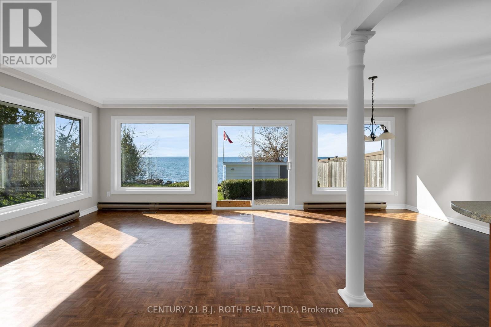 49 LAKESHORE ROAD E - 12
