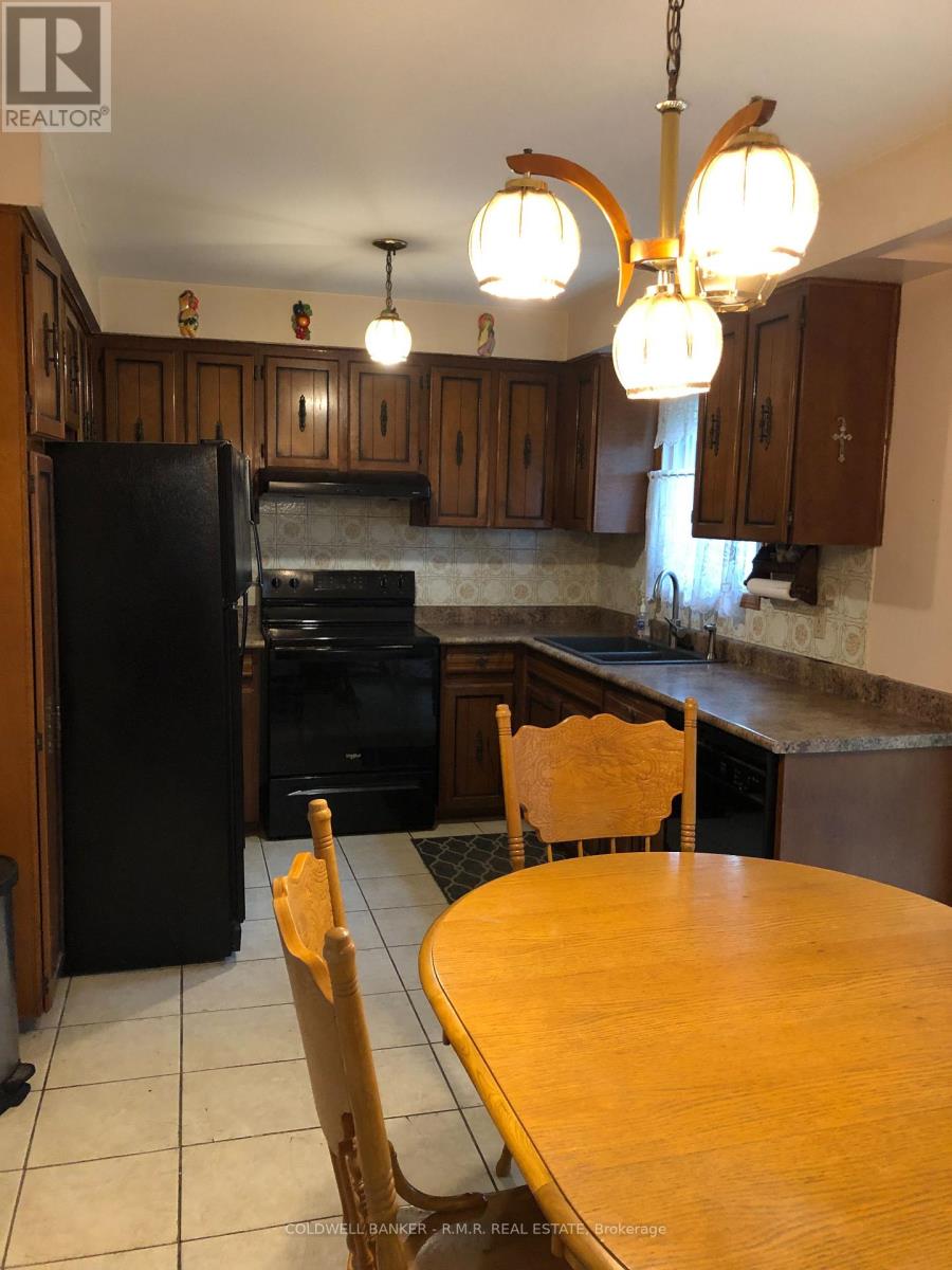 5 BROWNRIDGE CRESCENT - 6