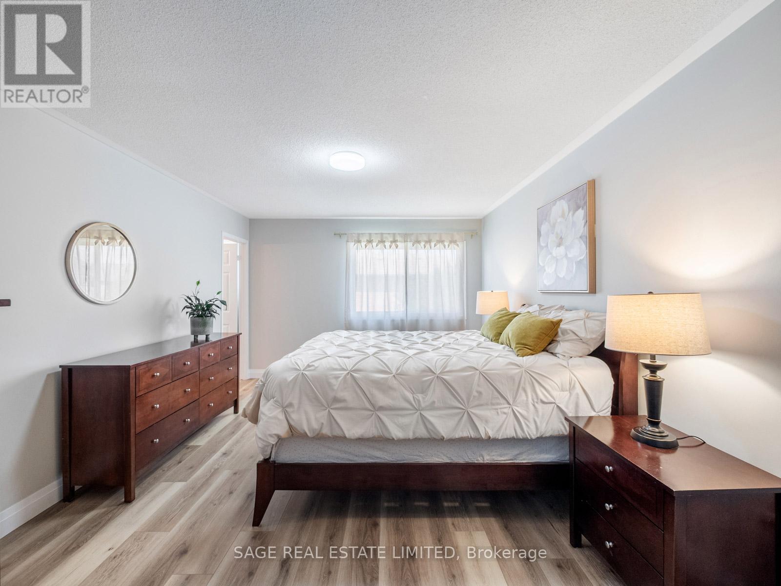 7093 BLACK WALNUT TRAIL - Image 18