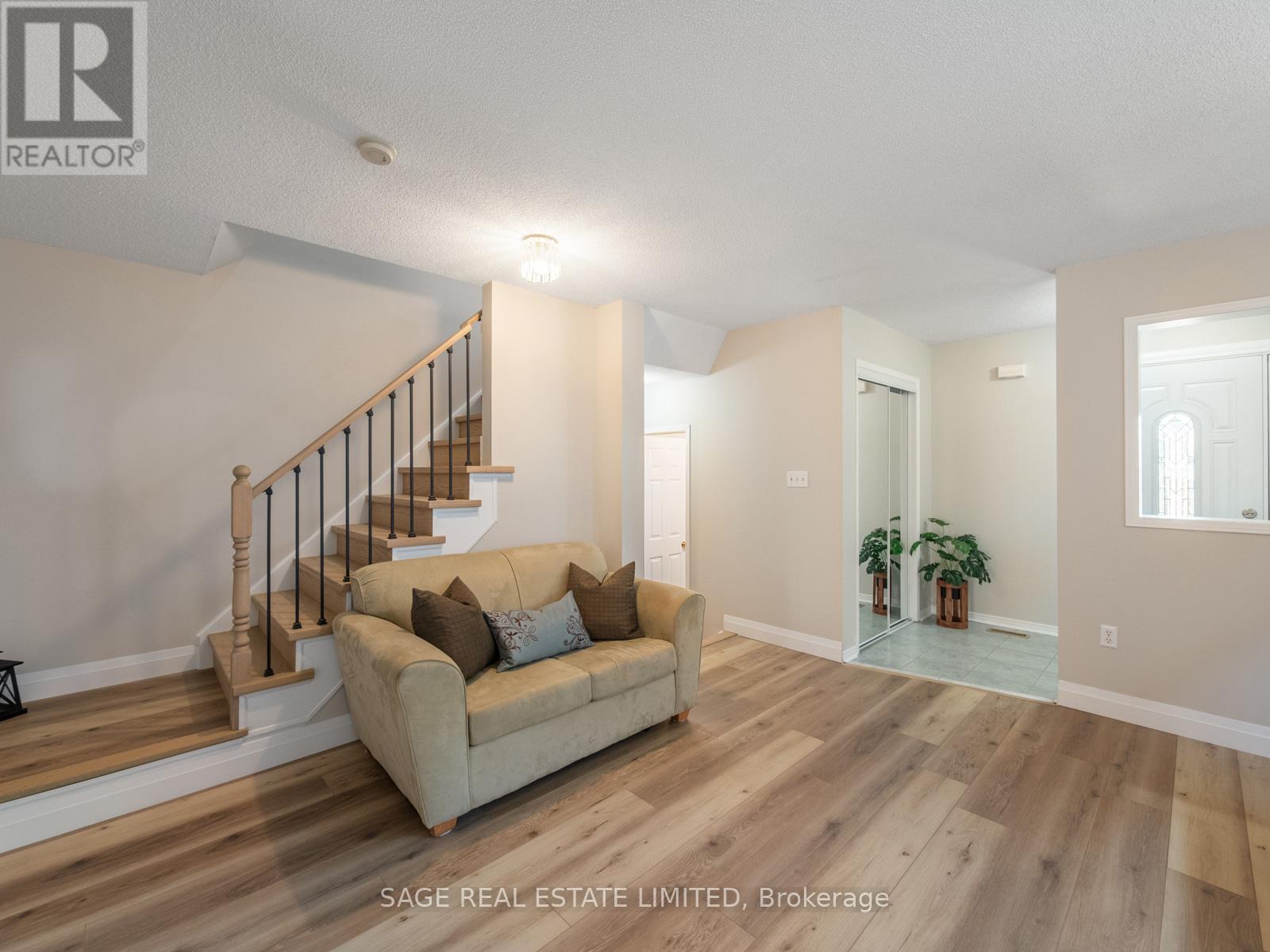 7093 BLACK WALNUT TRAIL - Image 7
