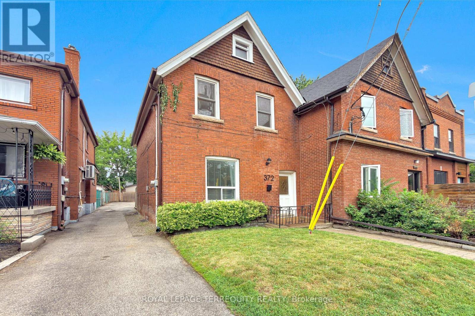 372 ST JOHNS ROAD - 1