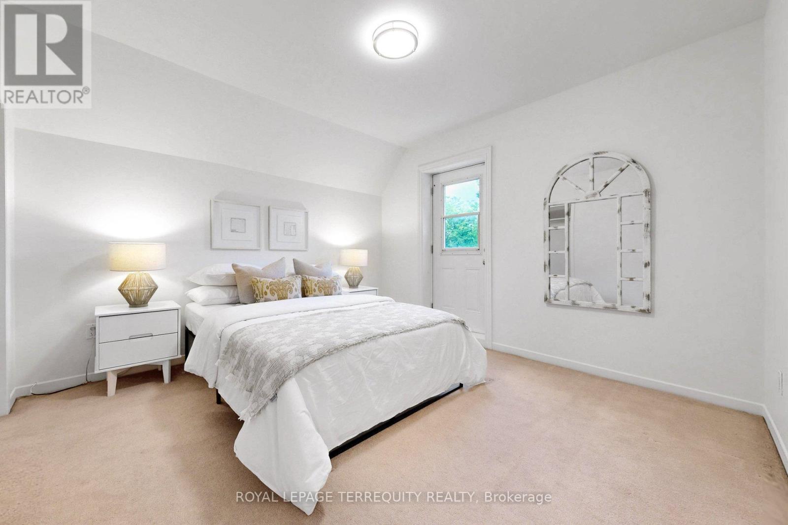 372 ST JOHNS ROAD - 15