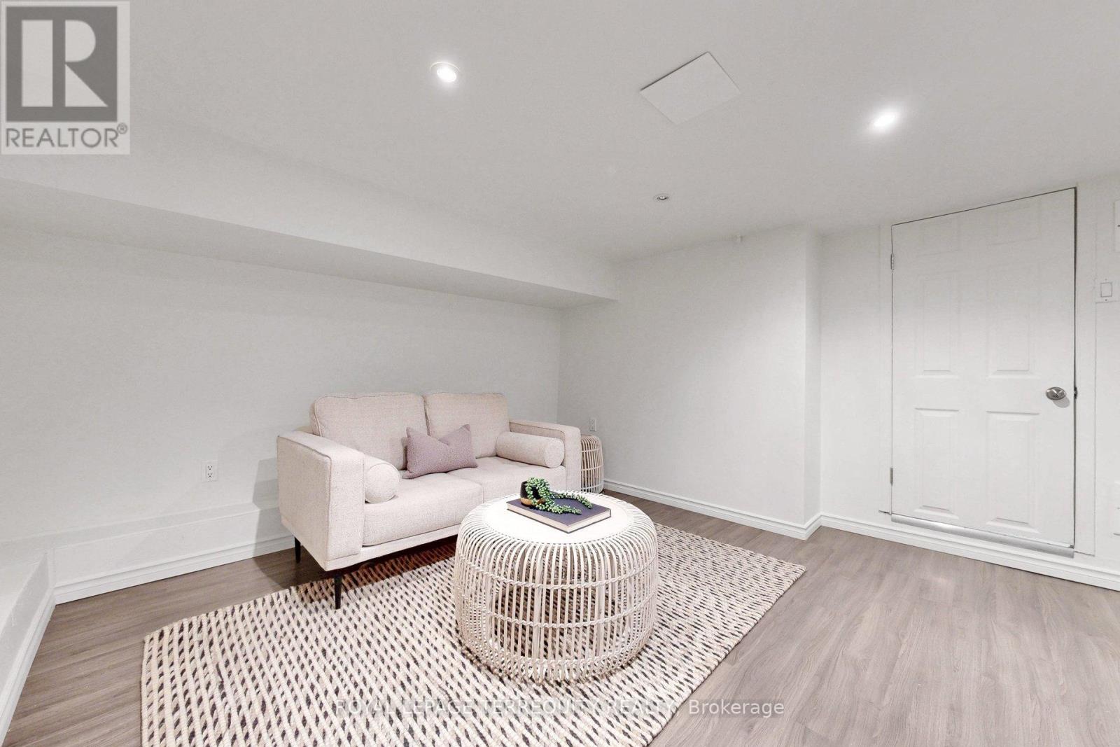 372 ST JOHNS ROAD - 26