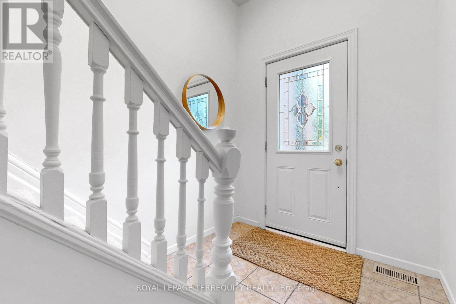 372 ST JOHNS ROAD - 3