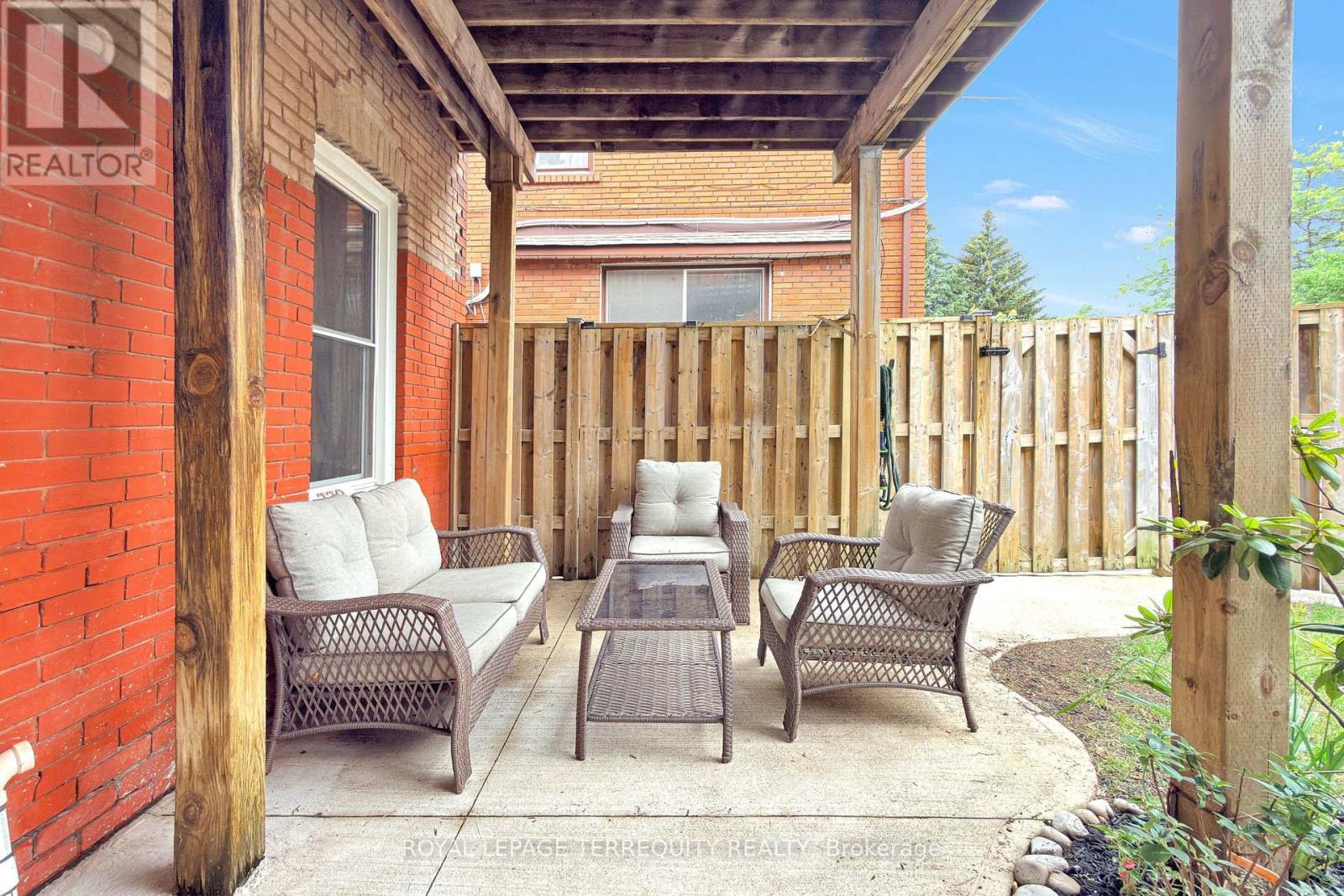 372 ST JOHNS ROAD - 31