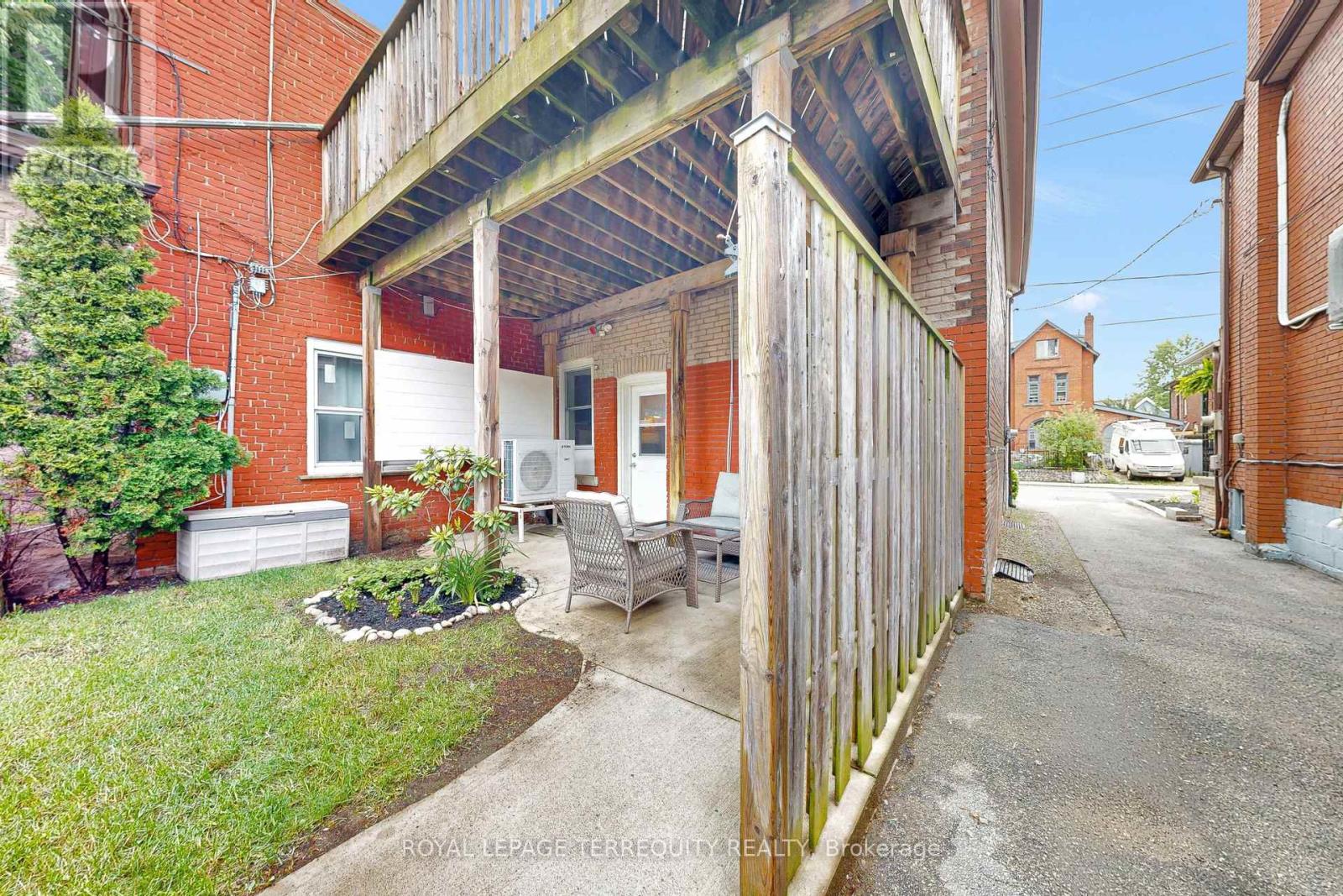372 ST JOHNS ROAD - 33