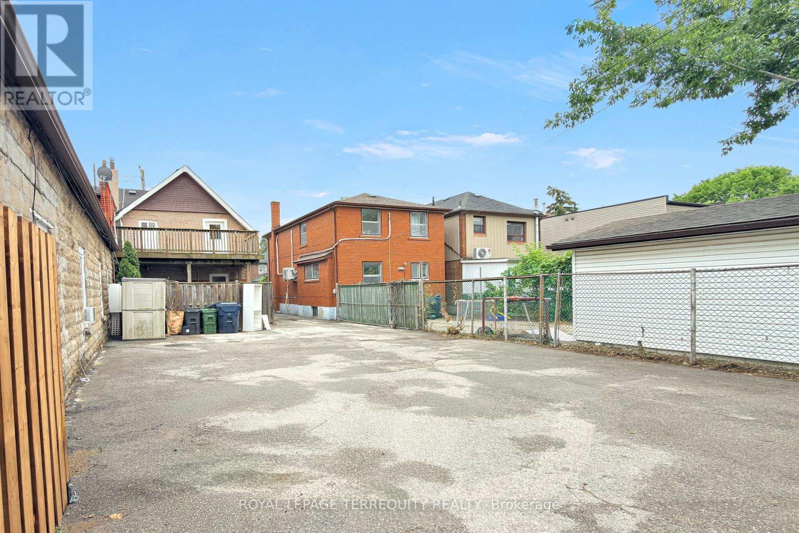 372 ST JOHNS ROAD - 36
