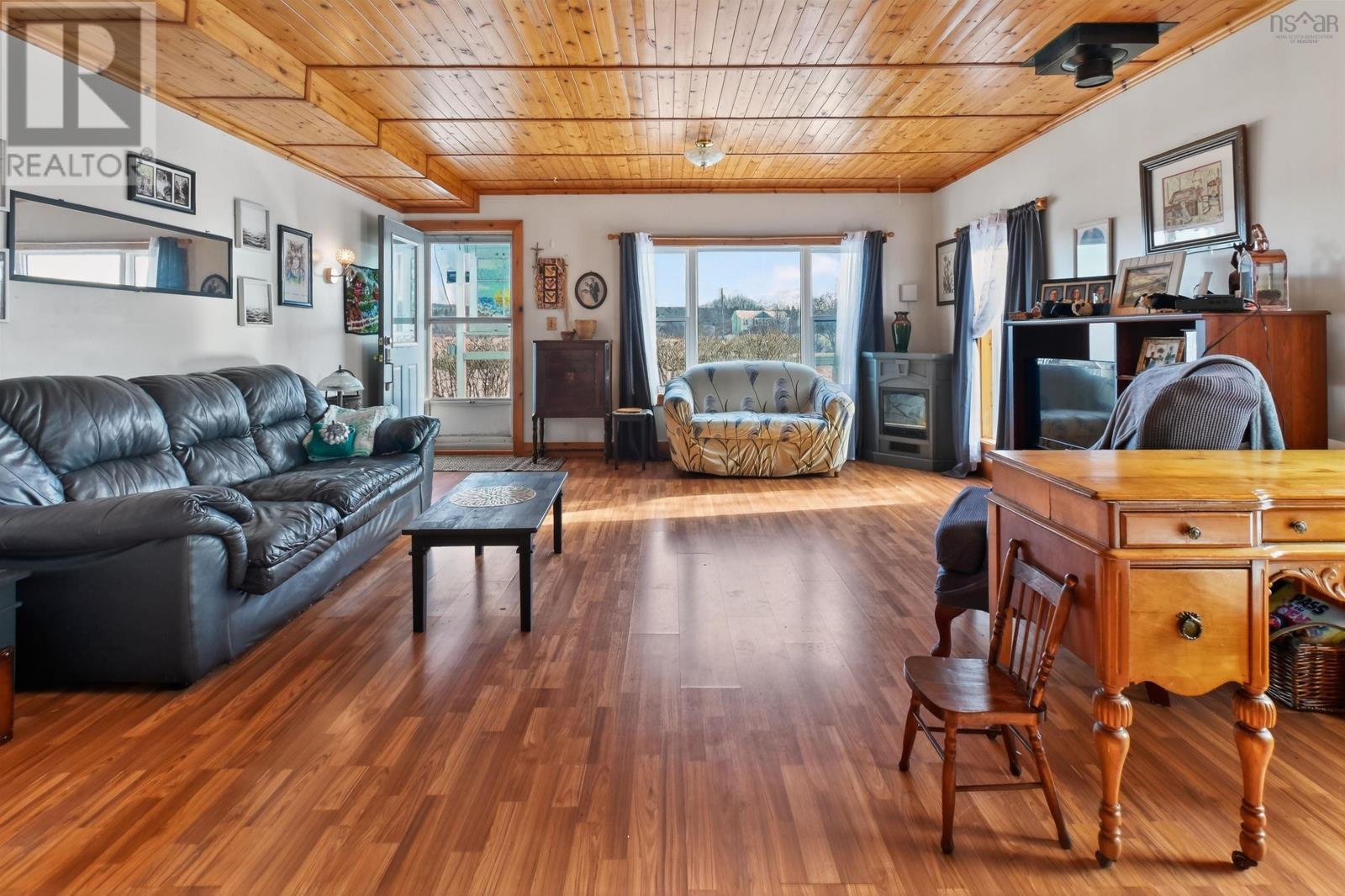 5381 Highway 19 - 12