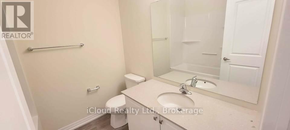 #32 185 BEDROCK DRIVE - 15