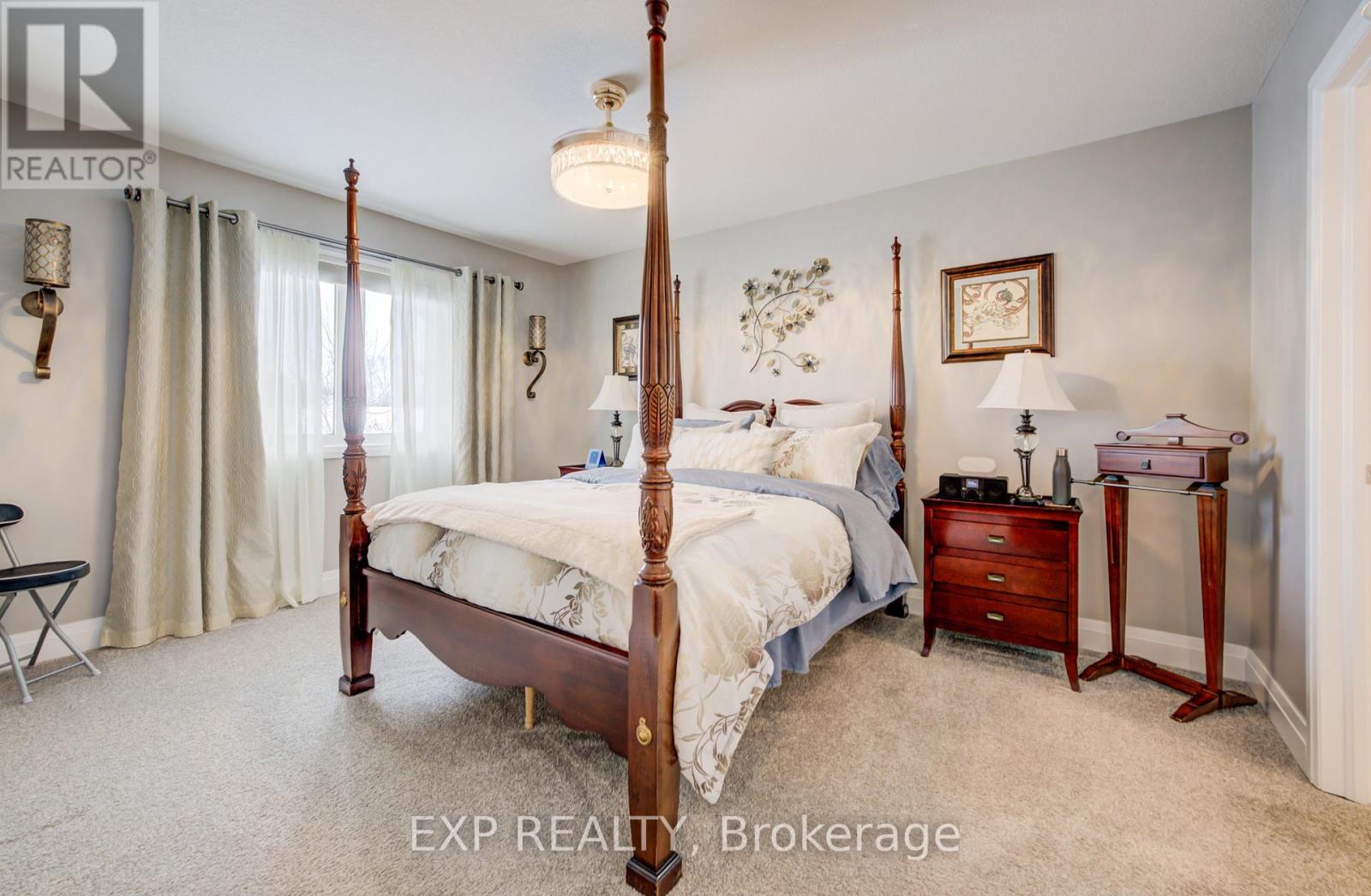 130 BRIDGE CRESCENT - 16