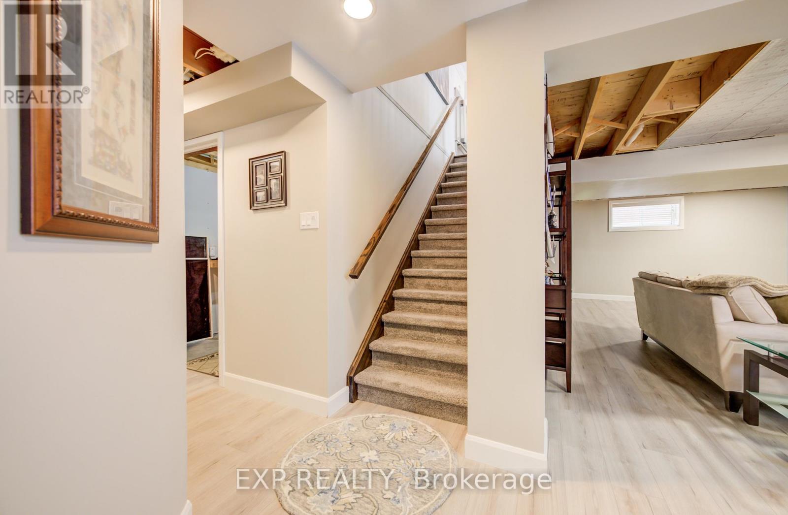 130 BRIDGE CRESCENT - 23