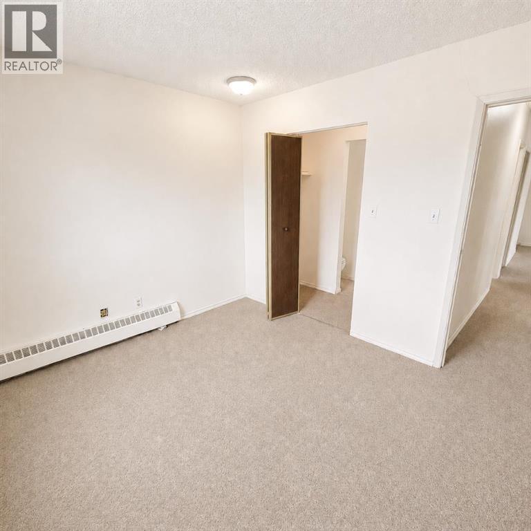 #316A 5611 10 Avenue - 14