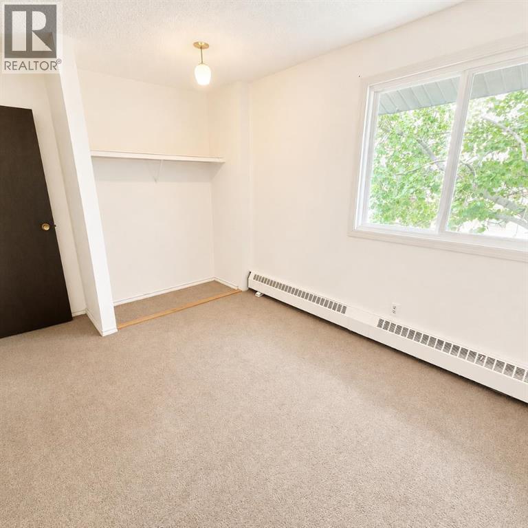 #316A 5611 10 Avenue - 21