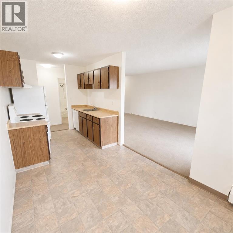 #316A 5611 10 Avenue - 7