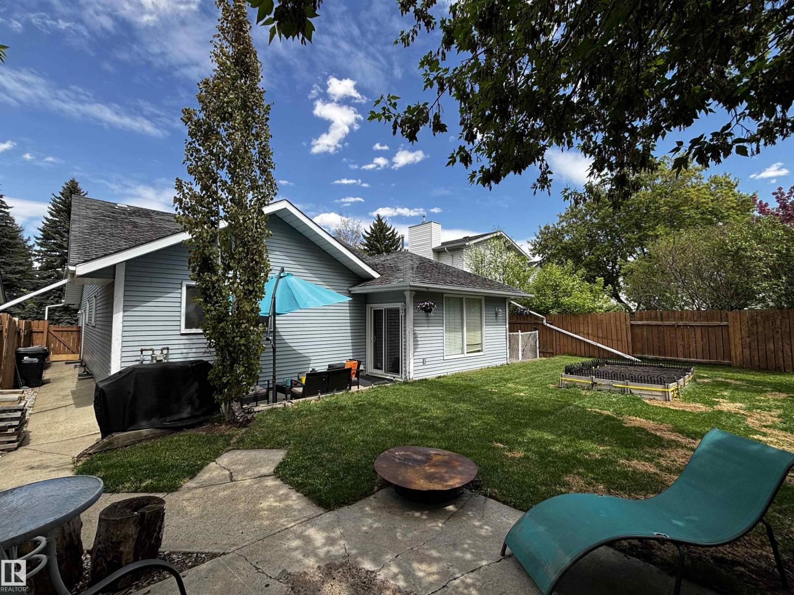 660 VILLAGE DR - 29