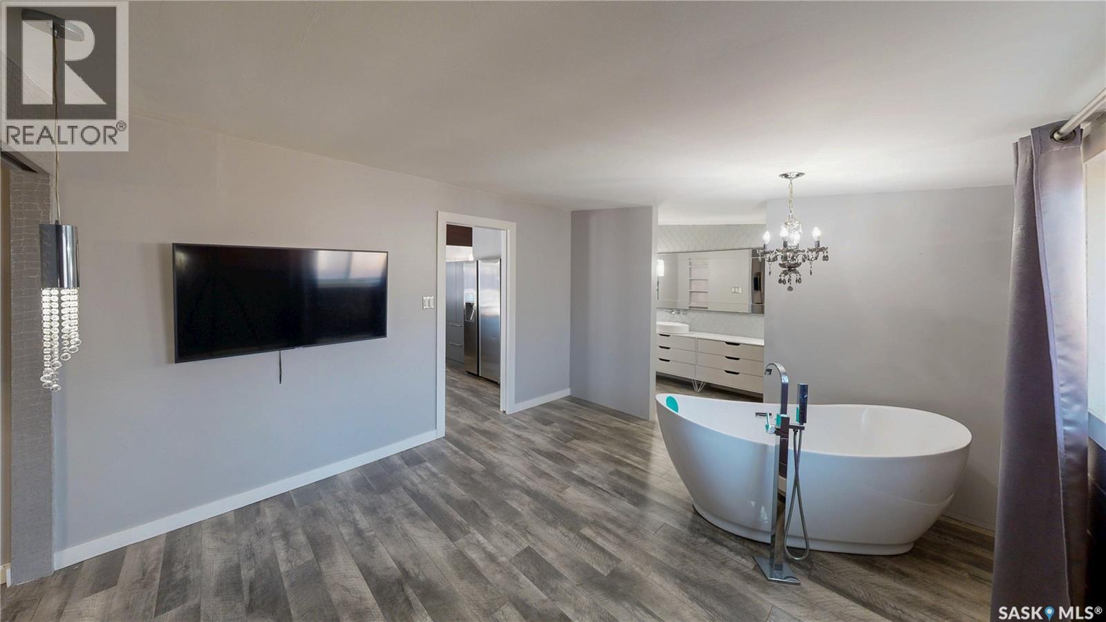 3522 25th AVENUE - 26