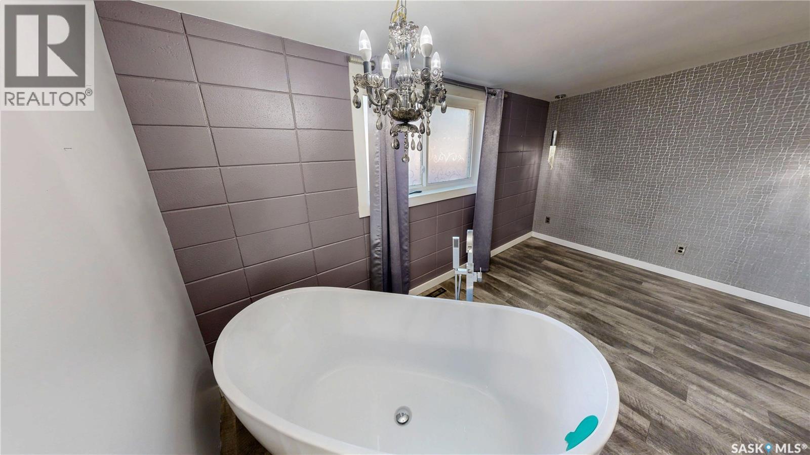 3522 25th AVENUE - 31