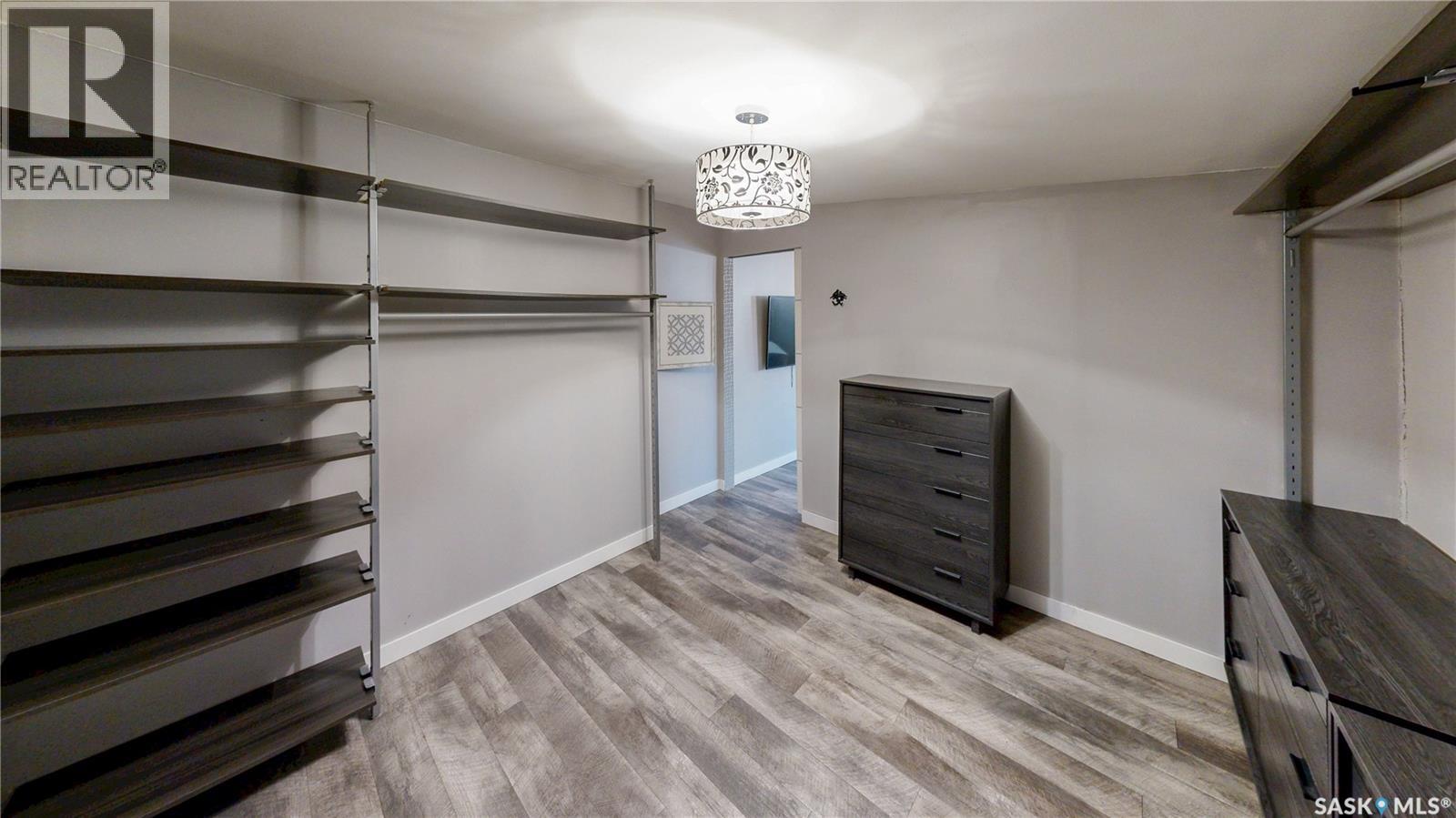 3522 25th AVENUE - 33