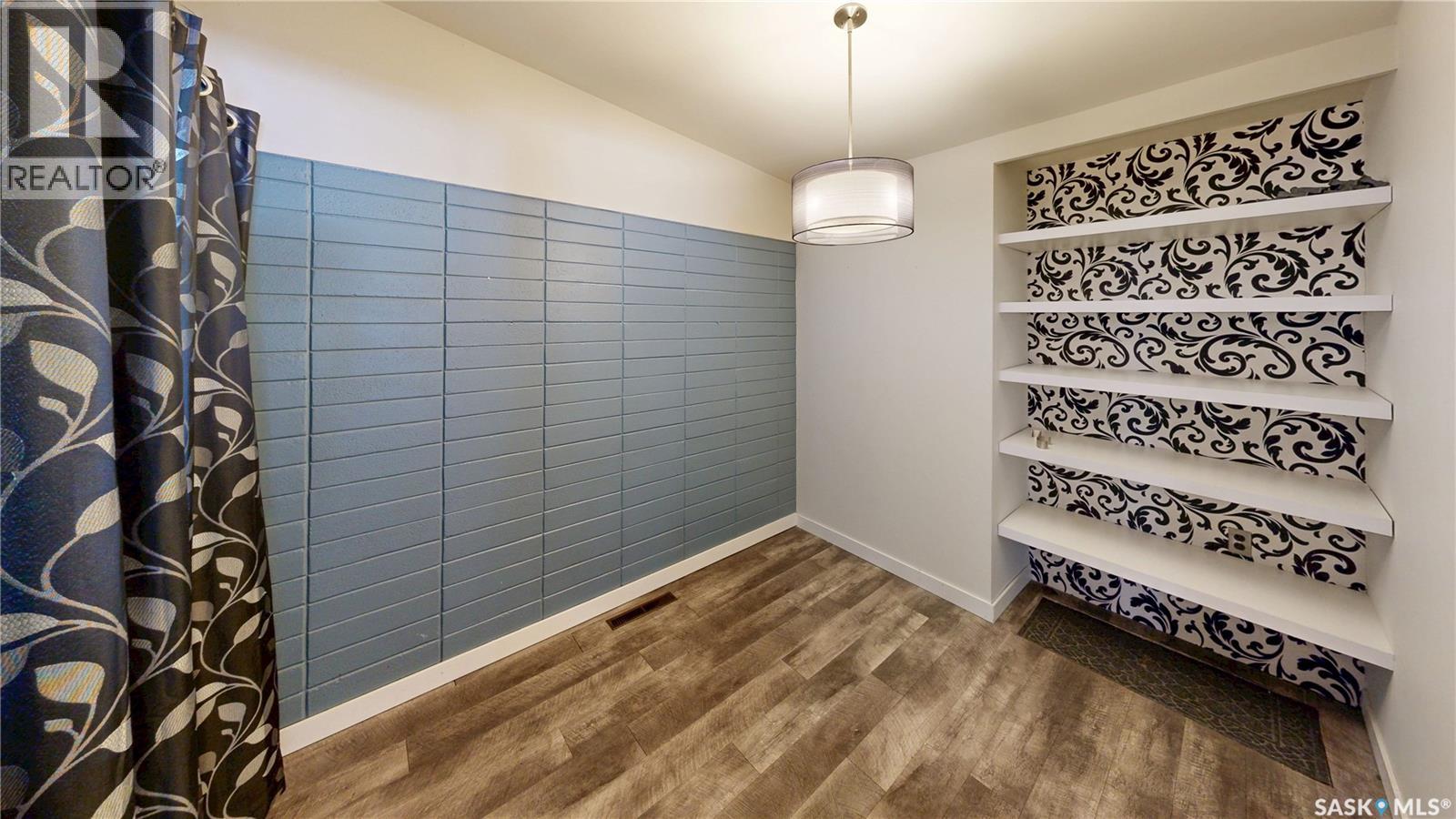 3522 25th AVENUE - 36