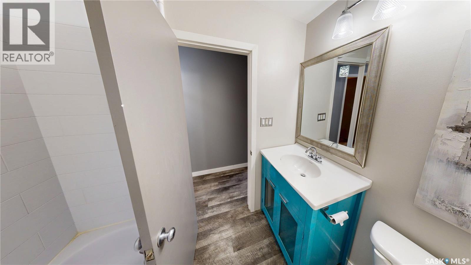 3522 25th AVENUE - 39