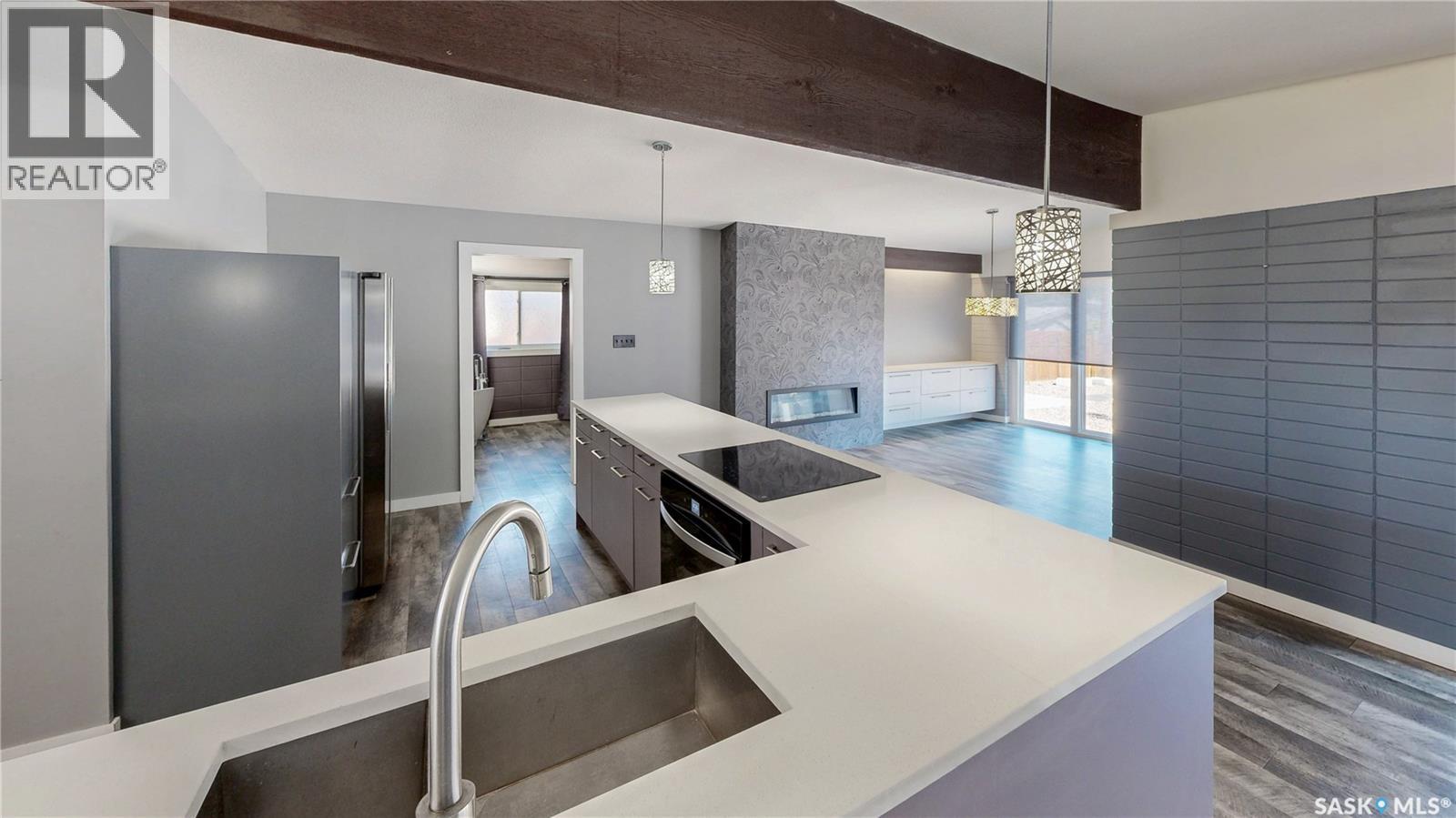 3522 25th AVENUE - 4