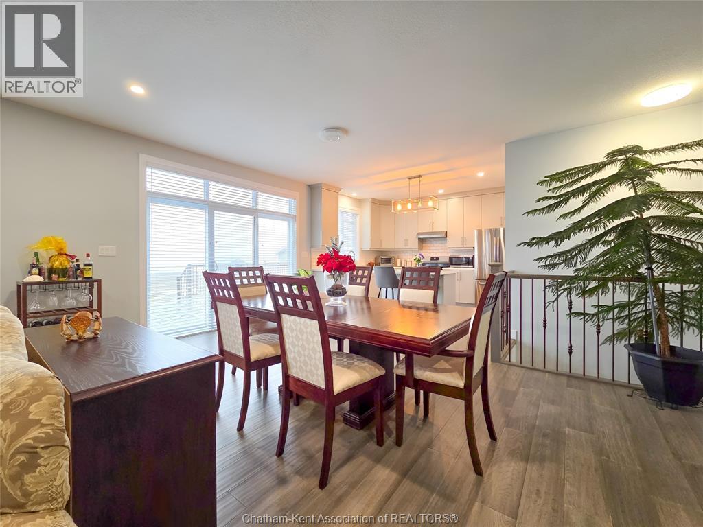 58 SLEEPY MEADOW DRIVE - 13