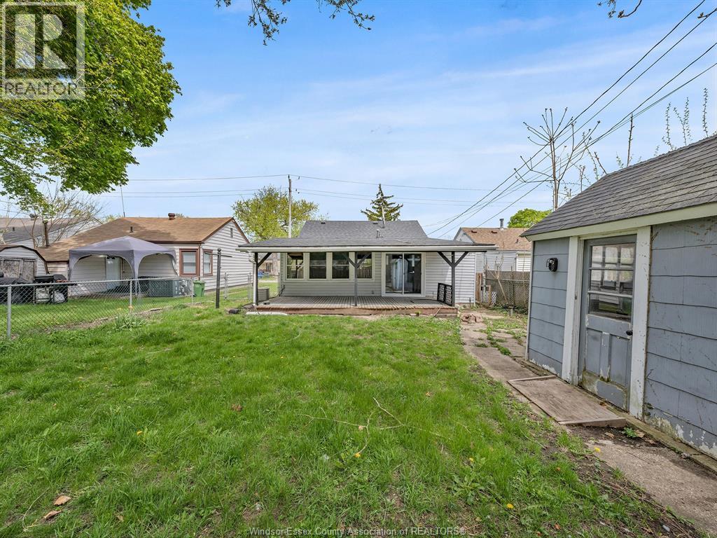 1183 FELIX AVENUE - 27