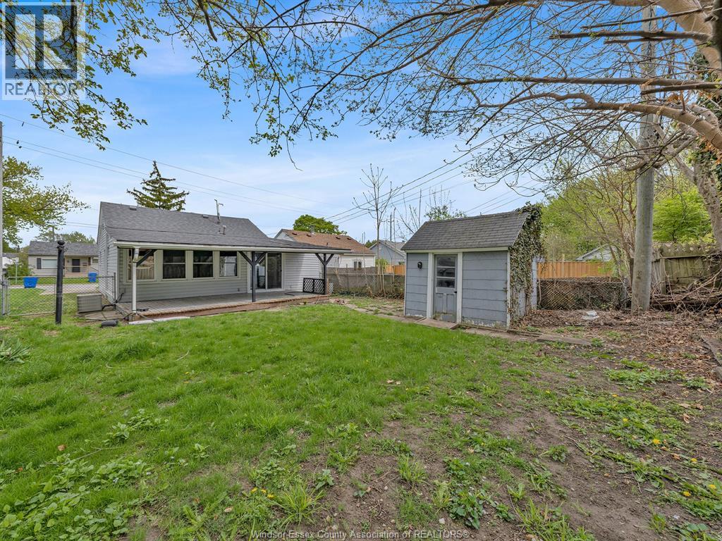 1183 FELIX AVENUE - 32