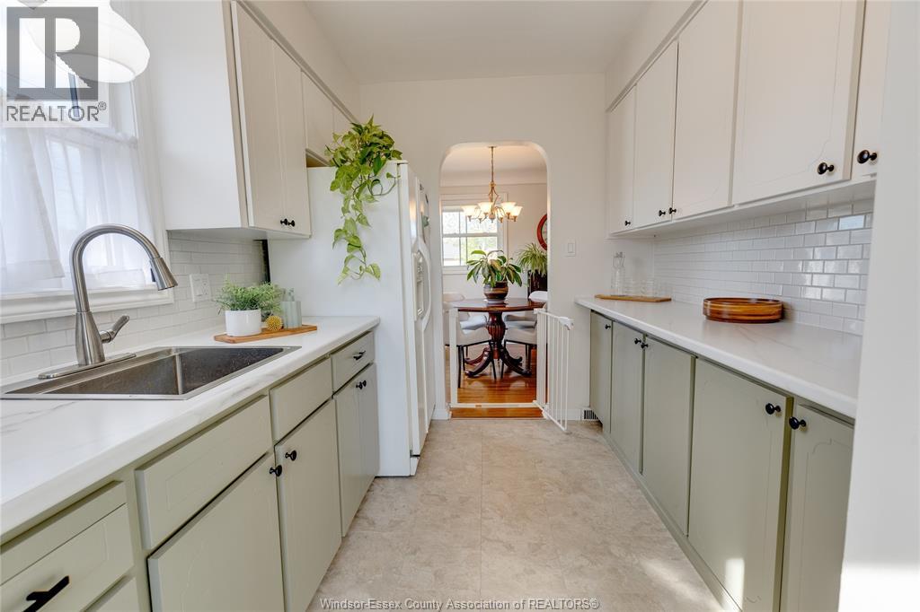 2790 RANDOLPH AVENUE - 16