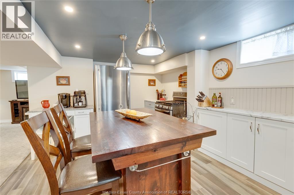 2790 RANDOLPH AVENUE - 27