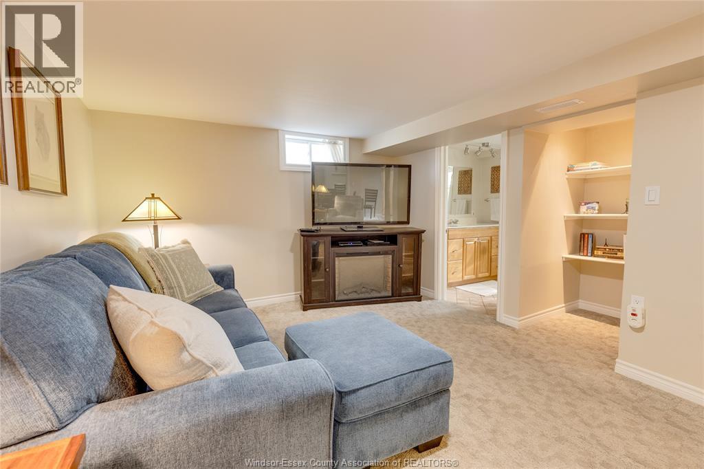 2790 RANDOLPH AVENUE - 34