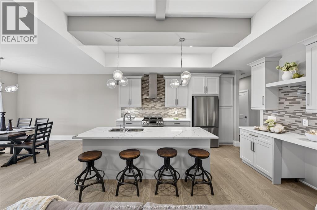 61 HILTON COURT - 12