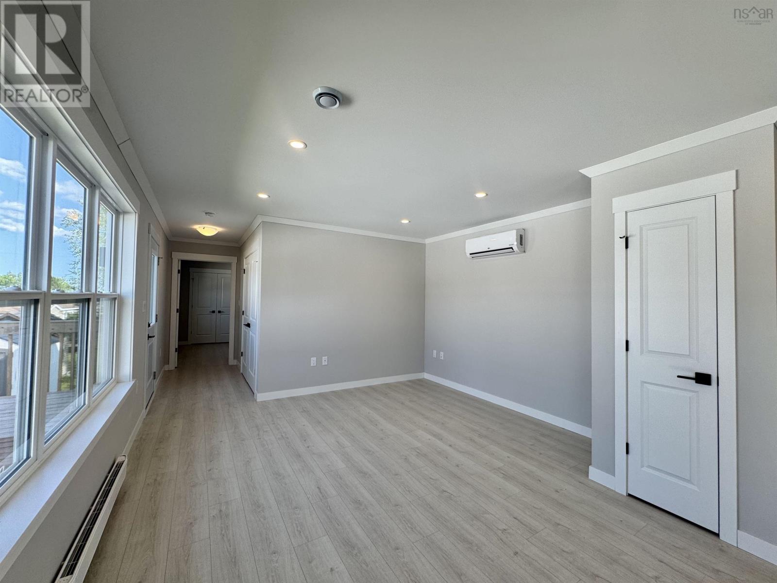 18 Bruce Street - 11