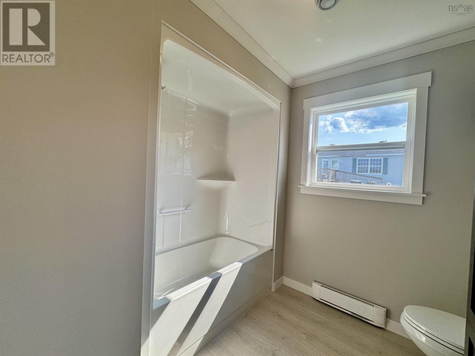 18 Bruce Street - 14