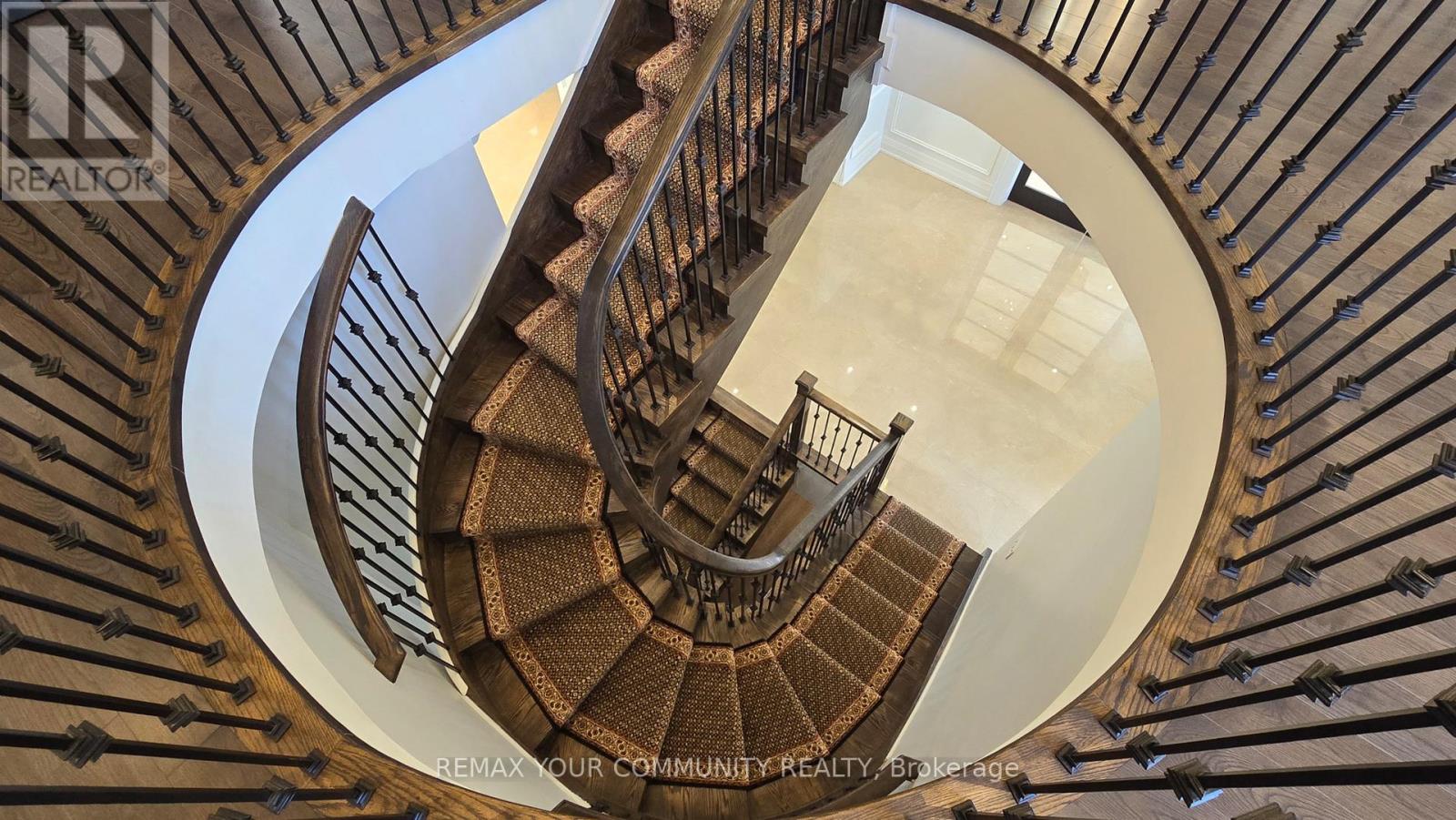 19 BLYTH STREET - 20