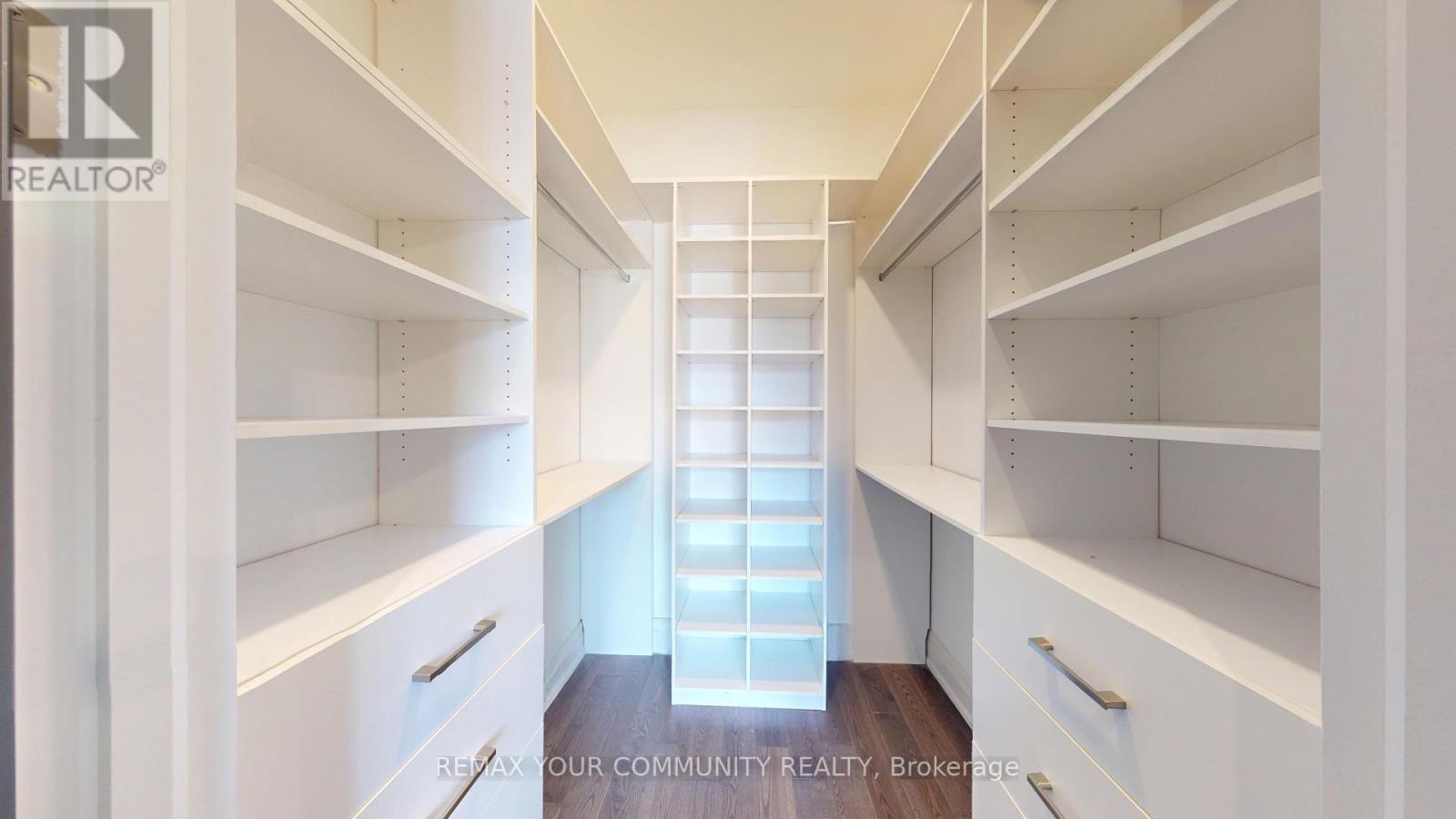 19 BLYTH STREET - 29
