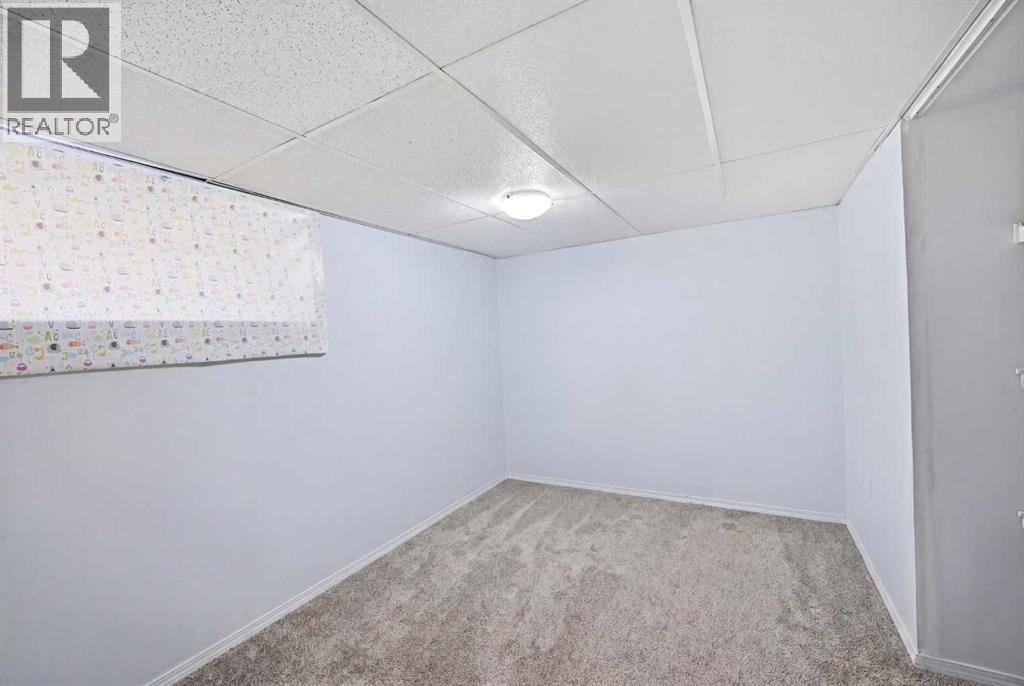 65 Falmere Way NE - 39